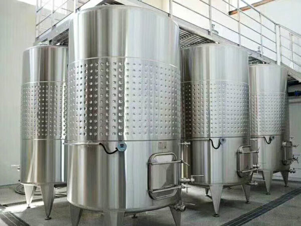 葡萄酒/果酒設備