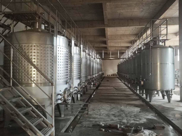 葡萄酒/果酒設備