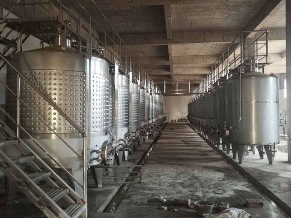 葡萄酒/果酒設備